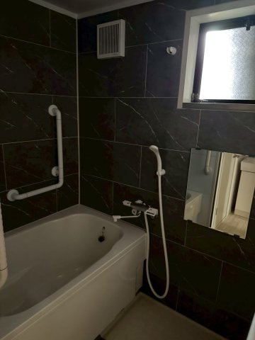 熊本市中央区　一棟アパートの浴室