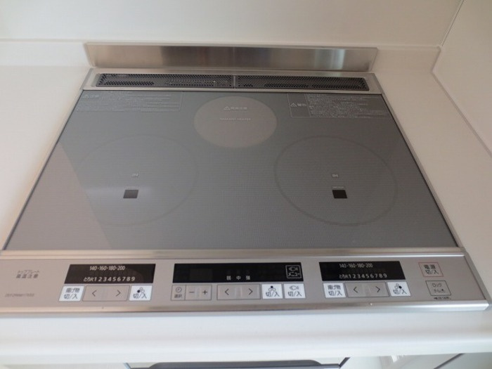 カナル グランデ 十日町のキッチン|ＩＨクッキングヒーター