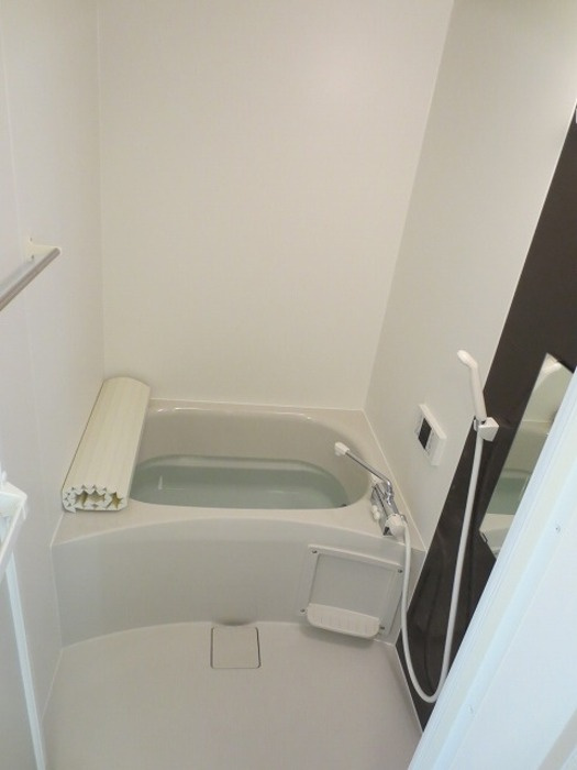 カナル グランデ 十日町の浴室|浴室