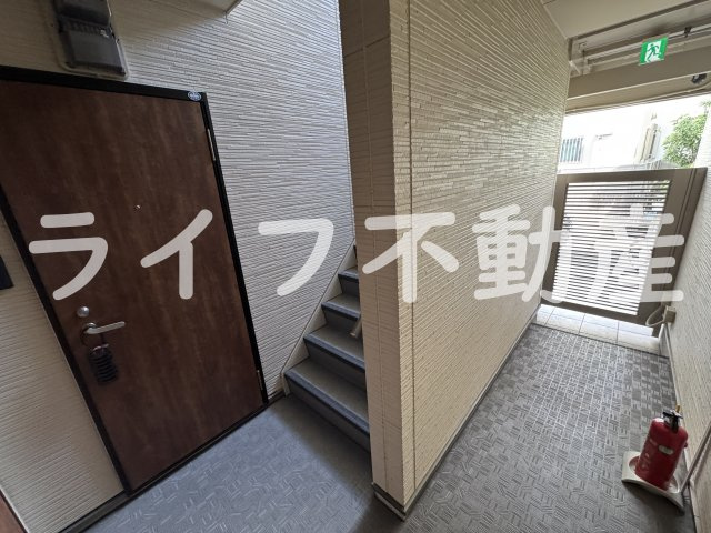 Belgique鴻池のエントランス|清潔なエントランスです