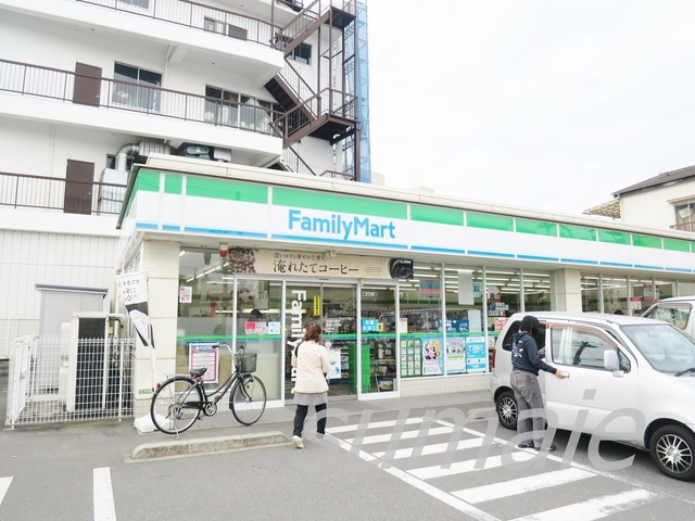 サンステージ諏訪のその他|ファミリーマート堀之内一丁目店