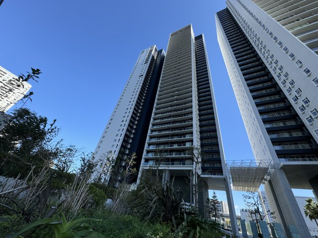 ワールドシティタワーズブリーズタワー