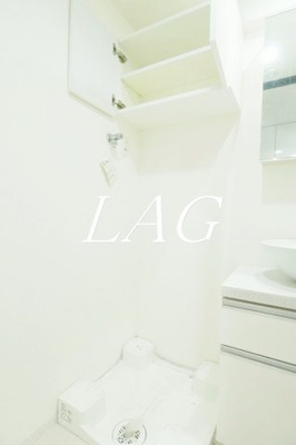 【設備】 | プレミアムキューブ大崎DEUX | 室内洗濯機置場です。