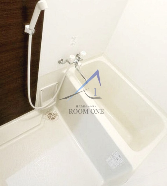 Ｌｅｓ　Ａｉｌｅｓ　Ⅲの浴室|お風呂です。