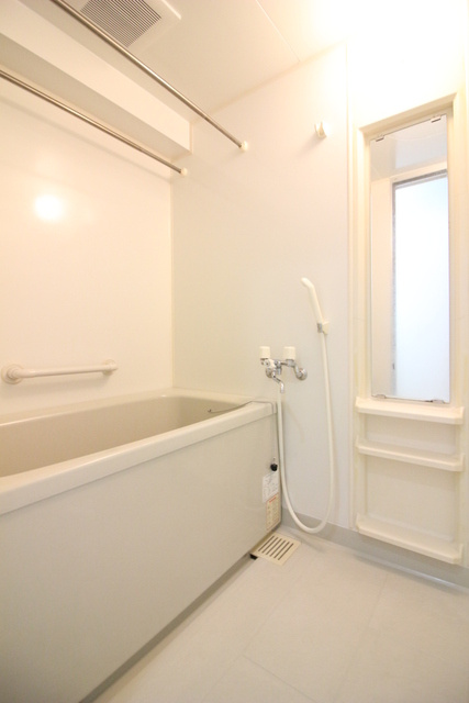 グリーンヒル櫛原の浴室|きれいなお風呂です♪