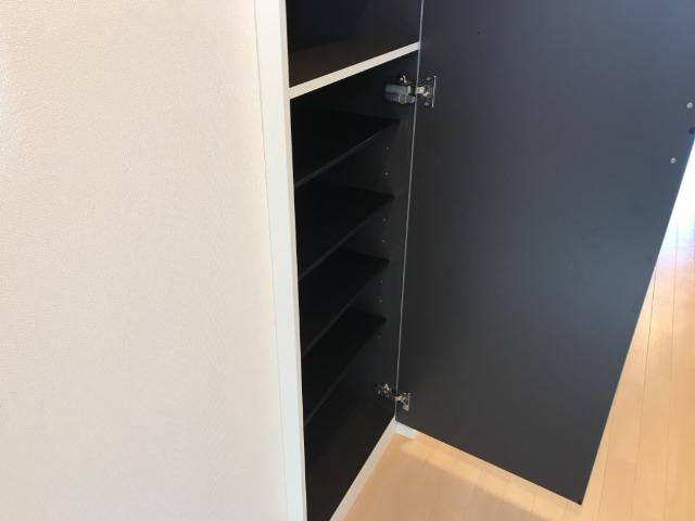 グランシャインの収納|下駄箱