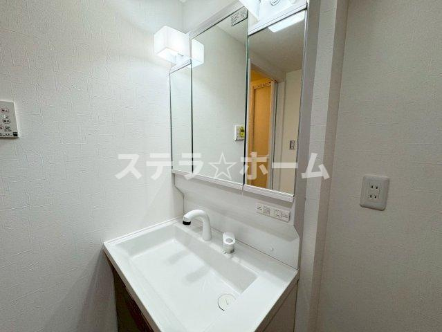 秀和南茨木レジデンスの独立洗面台|朝の身支度には欠かせない独立洗面化粧台