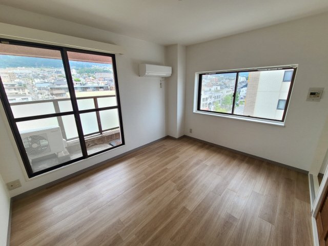 ザ・シティ御影の居間・リビング