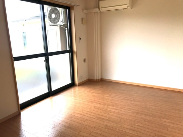 コンフォール．アイ・ディ・エー（Ⅰ・Ｄ・Ａ）の居間・リビング|リビング