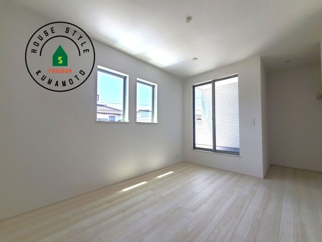 熊本市北区池田3丁目第1₋2棟（1号棟）の内観：施工例|主寝室には収納力に優れたクローゼットがありますので、お部屋もすっきり片付きます。