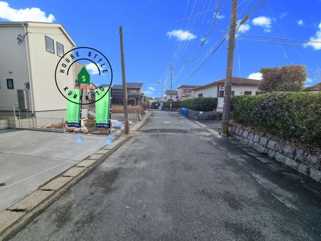熊本市北区池田3丁目第1₋2棟（1号棟）の前面道路含む現地写真|前面道路です。