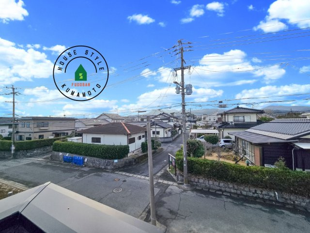 熊本市北区池田3丁目第1₋2棟（1号棟）の展望|窓から緑が見える物件も魅力的です。