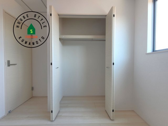 熊本市北区池田3丁目第1₋2棟（1号棟）の内観：施工例|収納には困りません。