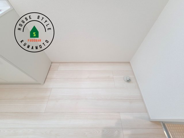 熊本市北区池田3丁目第1₋2棟（1号棟）の内観：施工例|ランドリースペースとなります。広々して有効的にご使用できます。 