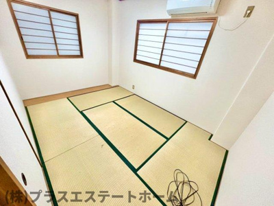 【居間・リビング】 | 上沢通2丁目貸家