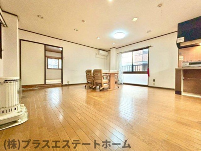 【居間・リビング】 | 上沢通2丁目貸家