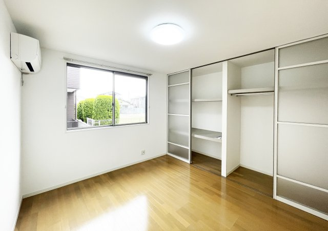 グランマスト春日　B棟の居間・リビング