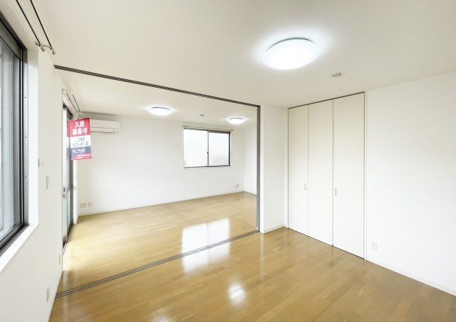 グランマスト春日　B棟の居間・リビング