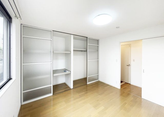 グランマスト春日　B棟の居間・リビング