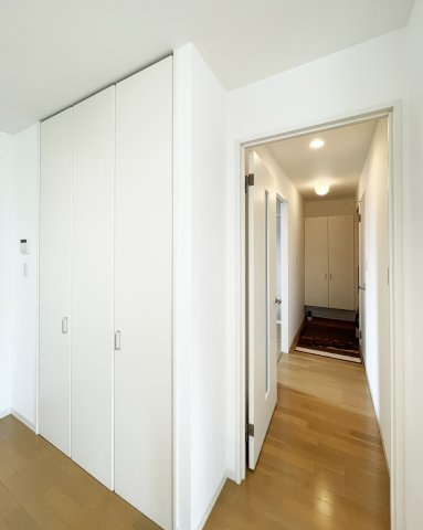 グランマスト春日　B棟の居間・リビング