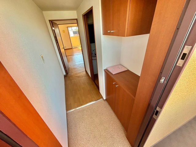 ジェルメ城陽の玄関