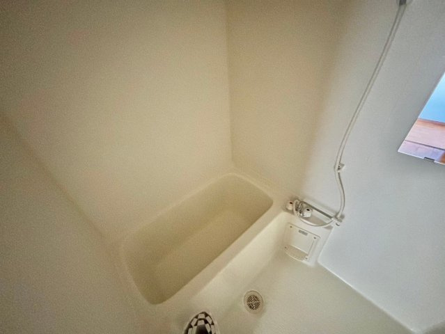 ジェルメ城陽の浴室