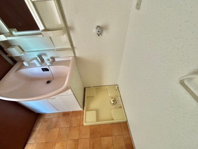 ジェルメ城陽の洗面所