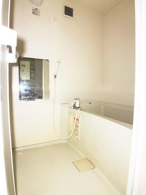 ＢＨ根岸の浴室