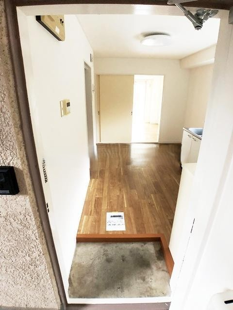 ＢＨ根岸の玄関