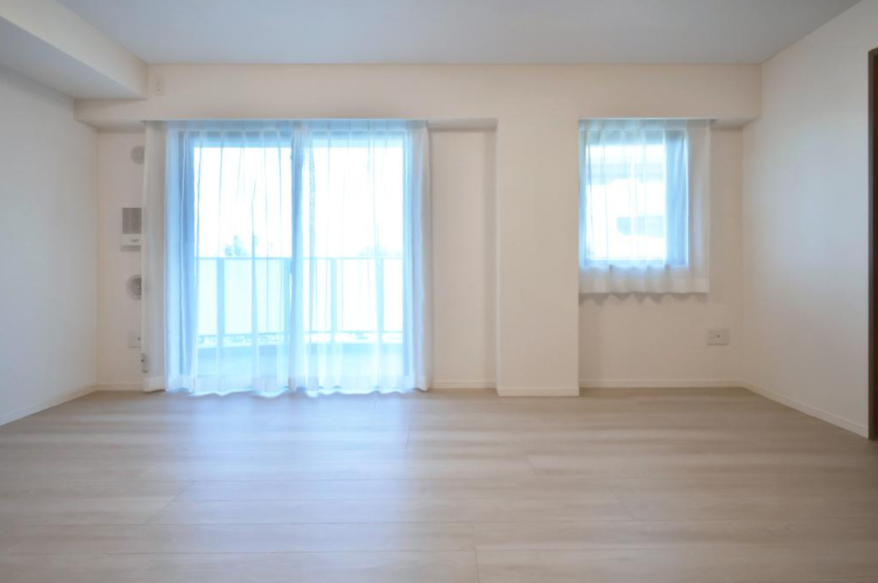 リストレジデンス上大岡ソレイユ【仲介手数料無料】ペット可♪の居間・リビング