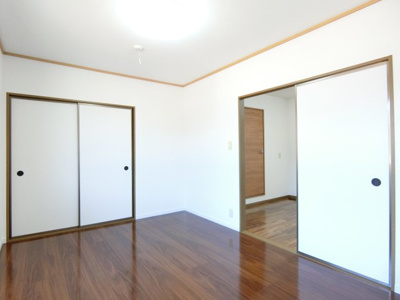 【洋室】 | サン・ルミエールD棟