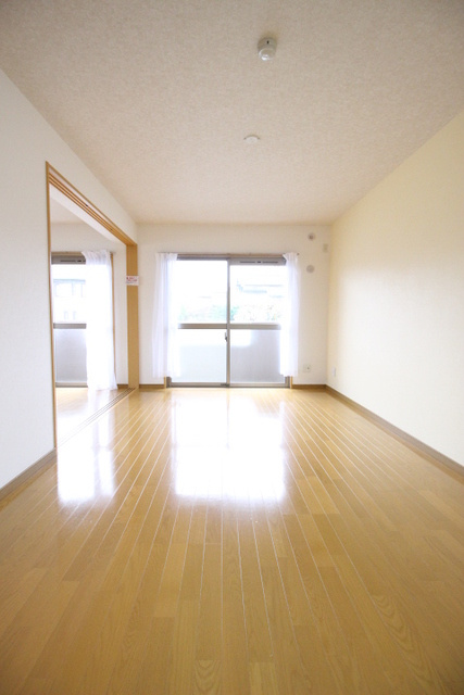 カントリーハイムむらたⅠ番館の内装