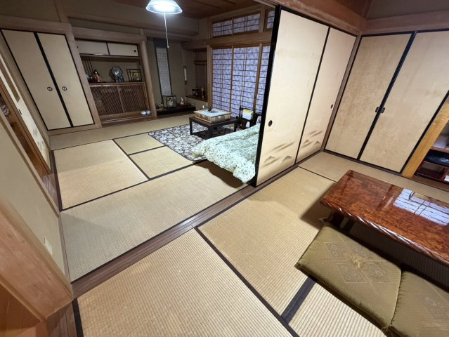 木津川市山城町平尾上垣内戸建ての玄関