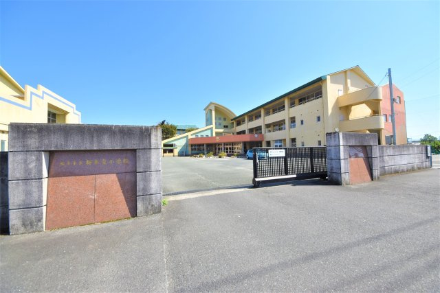 熊本市東区花立6丁目第4-4棟(4号棟)の周辺|桜木東小学校