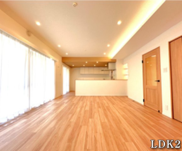 横浜星の丘ビューシティA棟【仲介手数料無料】ペット可♪メゾネットタイプの居間・リビング