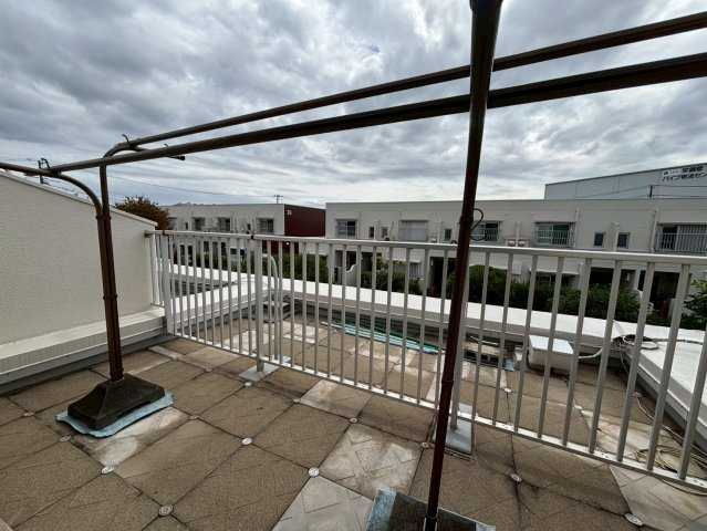 【バルコニー】