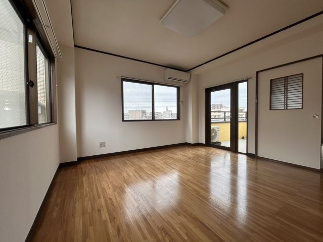 KOB3の居間・リビング