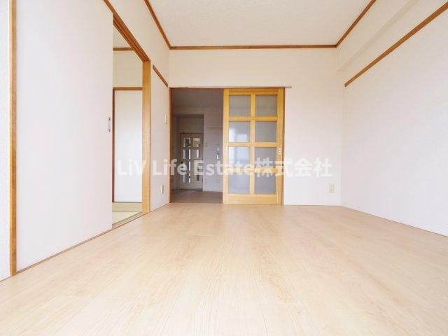 東久留米市八幡町３丁目の賃貸マンションの洋室