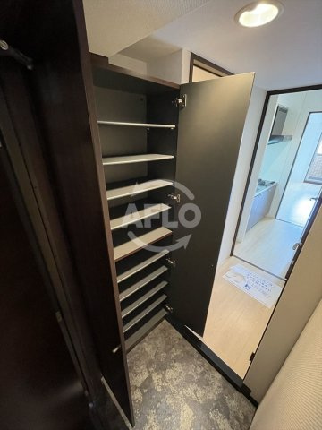 グランシス天満橋の収納|グランシス天満橋　シューズボックス
