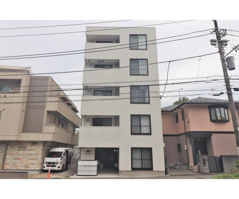 イニッツィオ永田南のエントランス