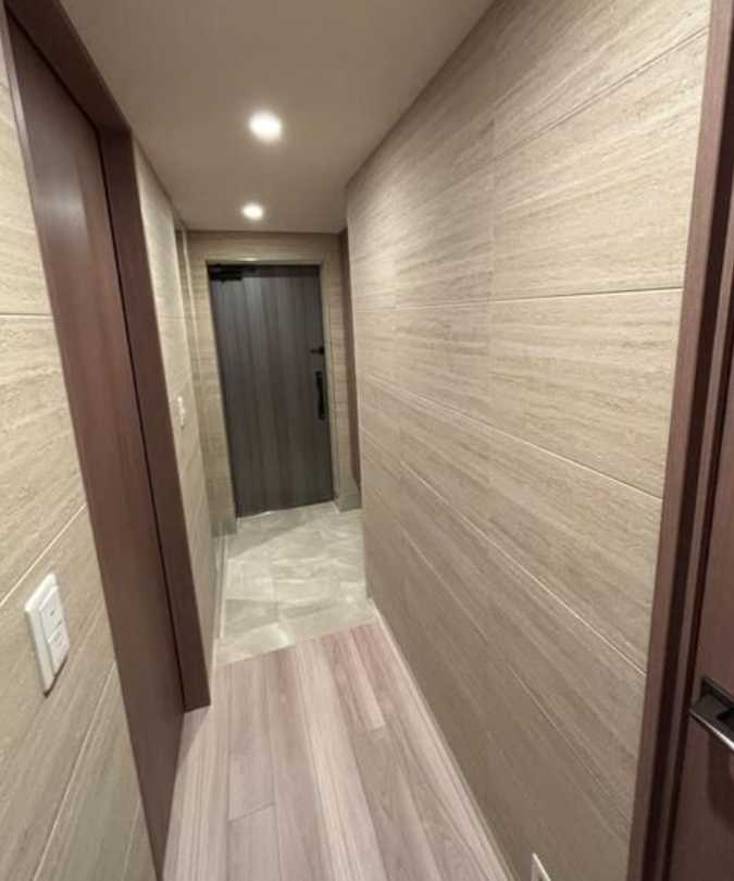 パークホームズ代々木西原　分譲賃貸　床暖房　食器洗浄機の玄関