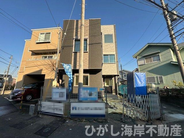 茅ヶ崎市萩園　新築戸建の外観|1月16日撮影　外構工事中　現地外観