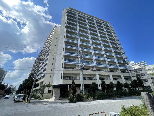 ブランシエラ那覇曙プレミストの外観