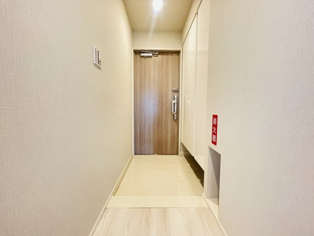 ブランシエラ那覇曙プレミストの玄関