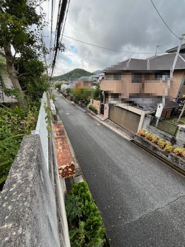 【前面道路含む現地写真】の画像
