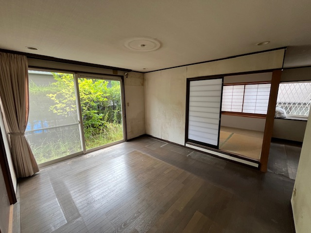 【居間・リビング】の画像