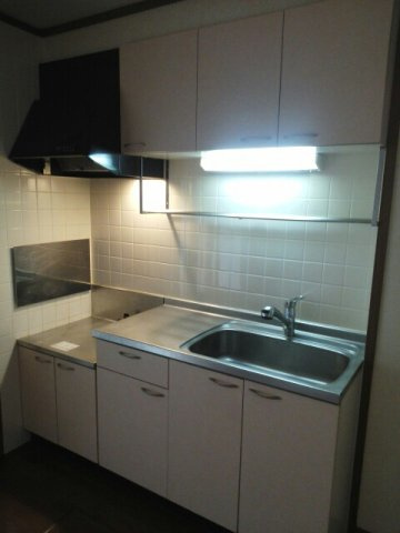 リッチオークヒルズ　Ｃのキッチン|キッチン