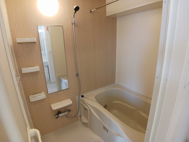 ブラッサム　コート　Ⅰの浴室|バス