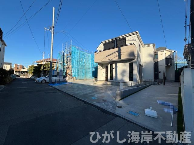 茅ヶ崎市東海岸南4丁目　新築戸建　全５棟の前面道路含む現地写真|現地外観