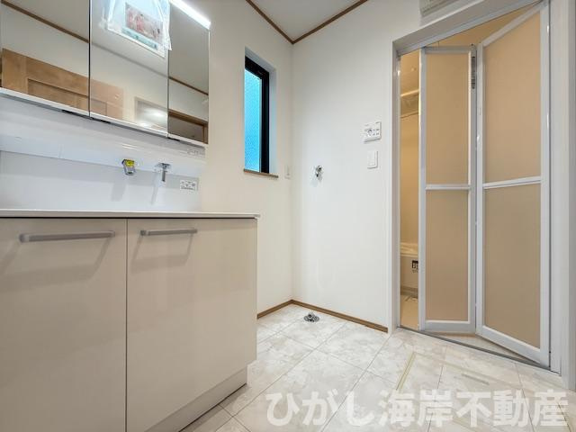 茅ヶ崎市東海岸南4丁目　新築戸建　全５棟の脱衣所|脱衣スペース